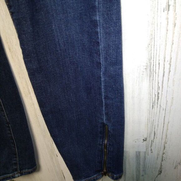 Old Navy Rockstar Size 8 Low Rise Ankle Zip Dark Wash - Picture 2 of 4